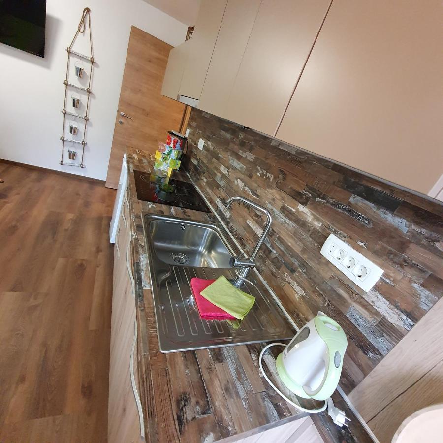 - Kekec Apartment Mojstrana